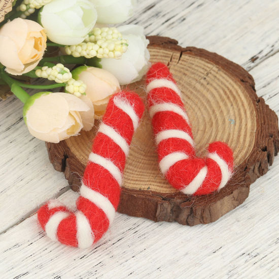 Picture of Wool For DIY & Craft Red Christmas Candy Cane 5.2cm x 2.7cm, 2 PCs