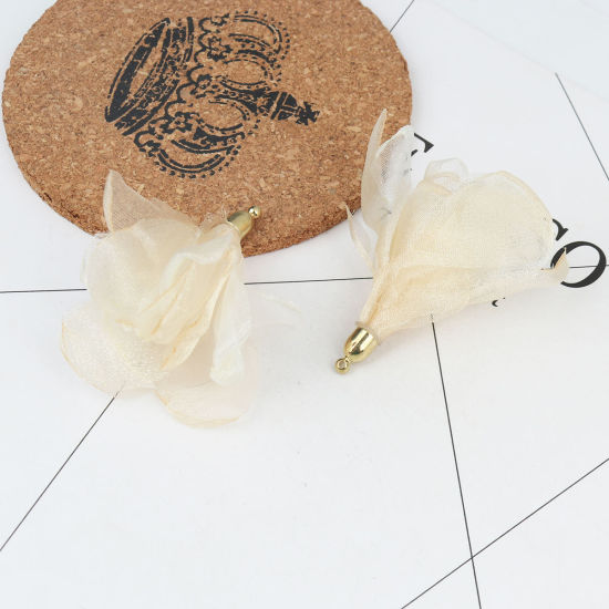 Imagen de Gasa Panícula Colgantes Flor Chapado en Oro Amariillo Pálido Panícula 6cm x 5cm, 5 Unidades