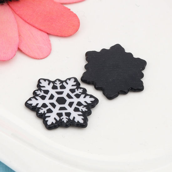 Picture of Christmas Dome Seals Cabochon Christmas Snowflake Black & White 3cm x 2.7cm, 10 PCs