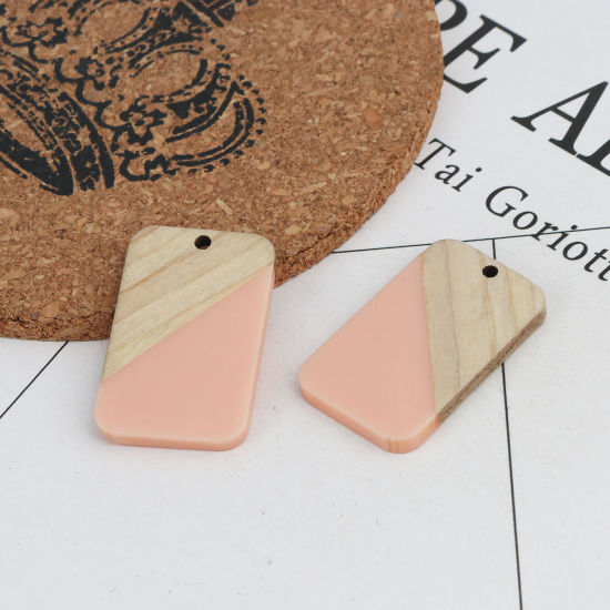 Immagine di Charm Resina Effetto Legno Ciondoli Rettangolo Rosa Chiaro 3.3cm x 2.1cm, 2 Pz