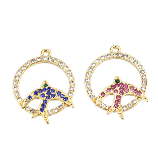 Imagen de Zamak Colgantes Ronda Chapado en Oro Paloma Multicolor Rhinestone Micro Pave 3.1cm x 2.4cm, 2 Unidades