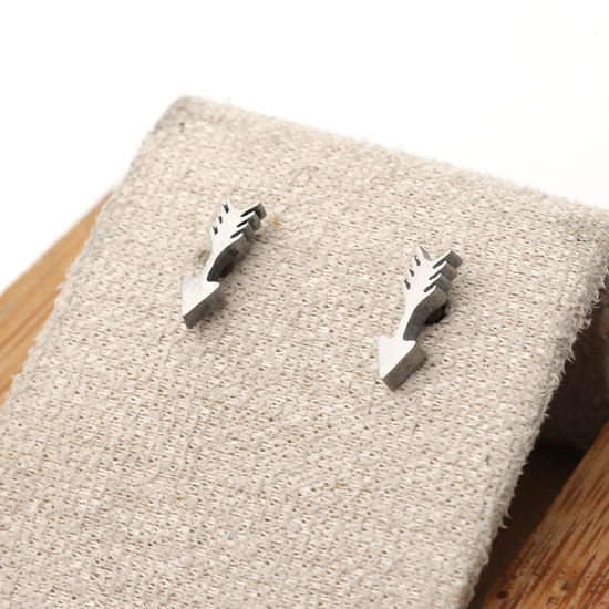 Picture of 304 Stainless Steel Ear Post Stud Earrings Silver Tone Arrow 10mm x 3mm, Post/ Wire Size: (21 gauge), 1 Pair