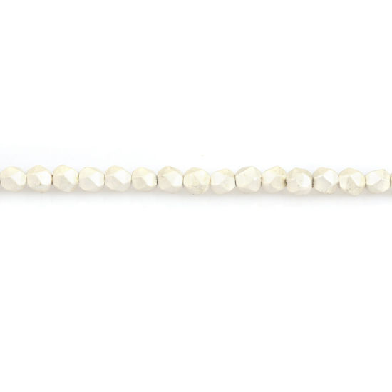 Bild von (Klasse B) Hämatit ( Natur ) Perlen Silbrig Matt ca. 3mm x 3mm, Loch:ca. 1mm, 40cm lang, 1 Strang (ca. 130 Stück/Strang)
