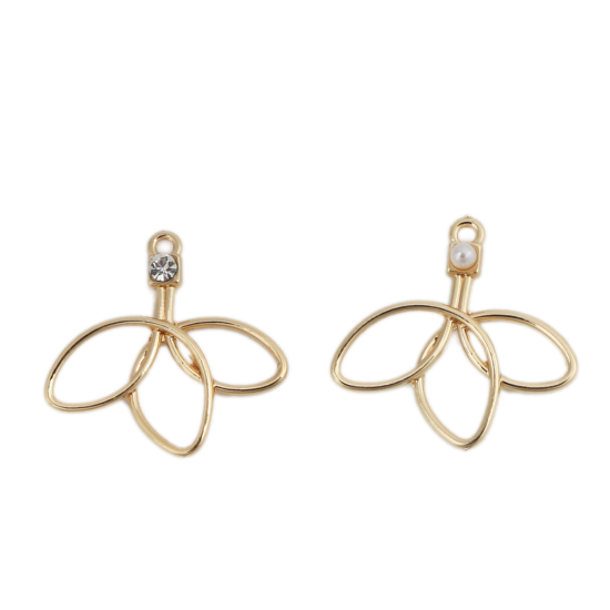 Immagine di Lega di Zinco Charms Fiore Oro Placcato Bianco Perla Imitato Acrilico 28mm x 27mm , 10 Pz