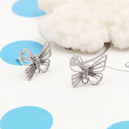 Immagine di Ottone Orecchini a Perno Vero Platino Placcato Farfalla Trasparente Strass 11mm x 10mm, Dimensione di Posta / Cavo: (21 misura), 2 Pz