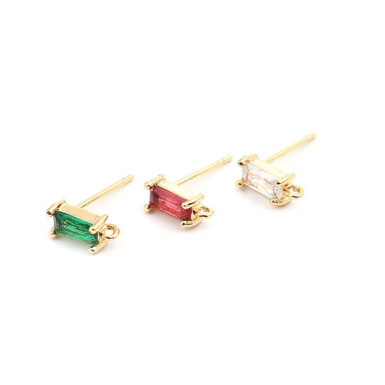 Immagine di Ottone Orecchini a Perno 18K Vero Oro Placcato Rettangolo W/ Loop Rosso Strass 9mm x 4mm, Dimensione di Posta / Cavo: (21 misura), 2 Pz