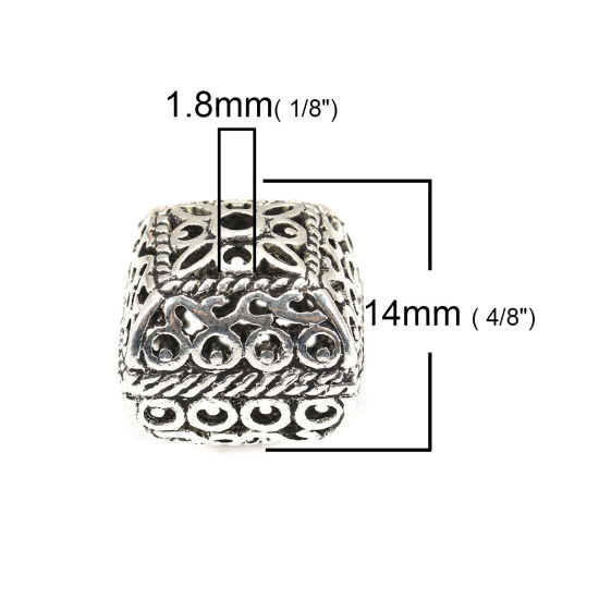 Bild von Zinklegierung Zwischenperlen Spacer Perlen Quadrat Antiksilber Geschnitzte Muster ca. 14mm x 14mm, Loch:ca. 1.8mm, 5 Stück
