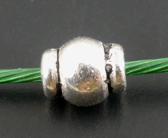 Immagine di Lega di Zinco Separatori Perline Tamburo Argento Antico Nulla Disegno Circa 6.0mm x 5.0mm, Foro:Circa 1.5mm, 70 Pz