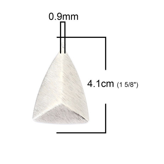 Image de Pendentifs Série Géométrie en Laiton Triangle Argent Mat Tréfilage 41mm x 27mm, 5 Pcs                                                                                                                                                                         