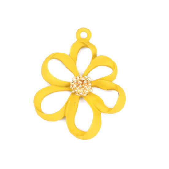 Imagen de Zamak Colgantes Flor Chapado en Oro Amarillo Pintura 31mm x 25mm, 5 Unidades