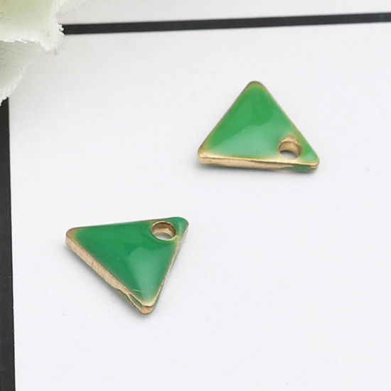 Image de Breloques Sequins Emaillés Double Face en Laiton Triangle Doré Vert 8mm x 7mm, 10 Pcs