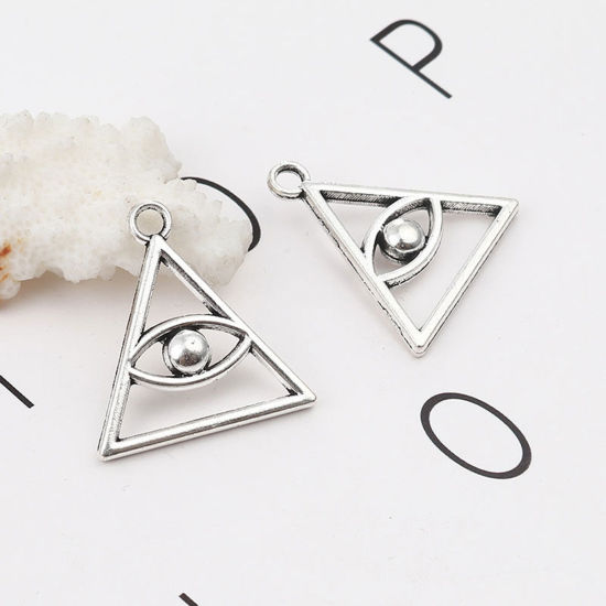 Immagine di Lega di Zinco Religione Charms Triangolo Argento Antico Occhio della Provvidenza/ Occhio che Tutto Vede 28mm x 26mm , 20 Pz