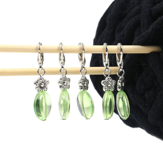 Bild von Zinklegierung + Harz Stricken Stitch Markers Rund Silberfarbe Grün Blumen 43mm x 16mm, 10 Stück