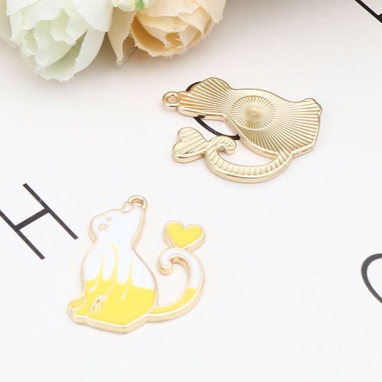 Immagine di Lega di Zinco Charms Gatto Oro Placcato Bianco & Giallo Cuore 27mm x 20mm , 10 Pz