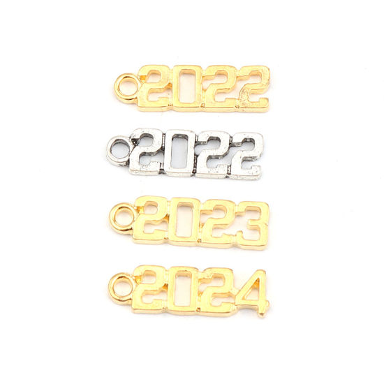 Bild von Zinklegierung Jahr Charms Nummer Vergoldet Message " 2024 " 20mm x 6mm, 50 Stück