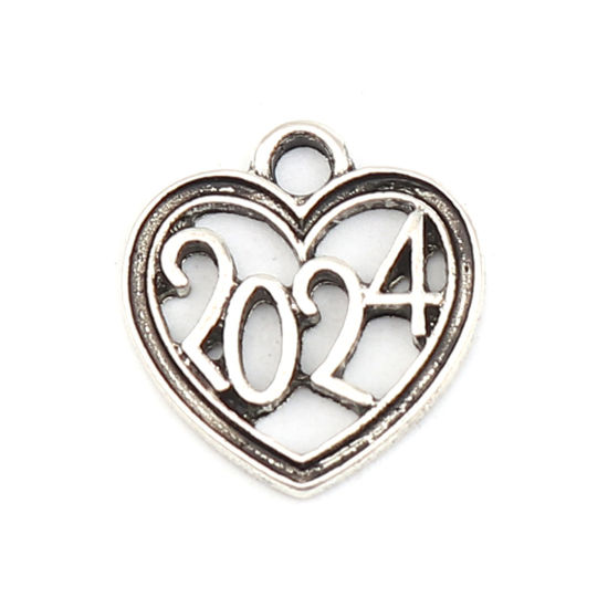 Immagine di Zinc Based Alloy Year Charms Heart Antique Silver Color Number Message " 2024 " 18mm x 17mm, 20 PCs