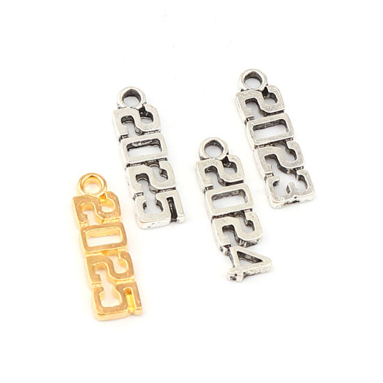 Bild von Zinklegierung Jahr Charms Nummer Antiksilber Message " 2025 " 20mm x 6mm, 50 Stück