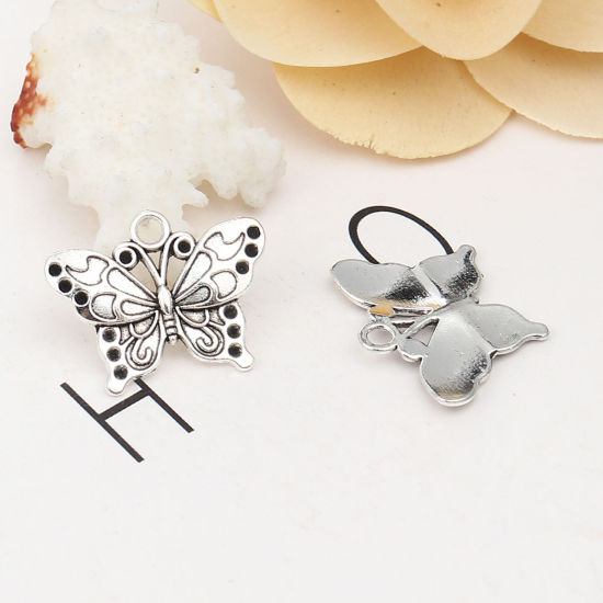 Immagine di Zinc Based Alloy Insect Charms Butterfly Animal Antique Silver Color (Can Hold ss5 Pointed Back Rhinestone) 24mm x 19mm, 50 PCs