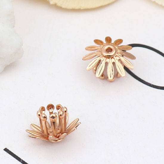 Изображение Brass Bead Cap Daisy Flower Gold Plated (Fit Beads Size: 6mm Dia.) 11mm x 11mm, 20 PCs                                                                                                                                                                        