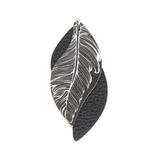 Image de Pendentifs en PU Feuille Noir & Blanc Plumes 77mm x 34mm, 5 Pcs