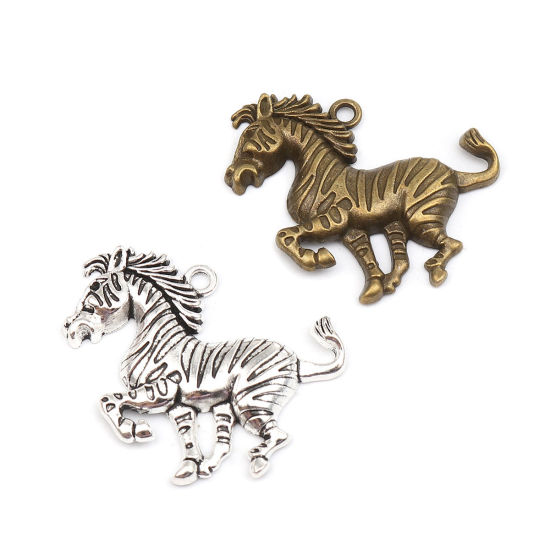 Immagine di Zinc Based Alloy Pendants Zebra Antique Silver Color 50mm x 40mm, 5 PCs