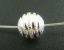 真鍮 スペーサー ビーズ ボール 銀メッキ ストライプ 彫刻 スターダスト 約8mm 直径、 穴： 約1.9mm、 80 個 の画像