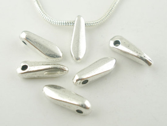 Immagine di Lega di Zinco Separatori Perline Irregolare Argento Antico Nulla Disegno Circa 10.0mm x 3.0mm, Foro:Circa 1.2mm, 100 Pz