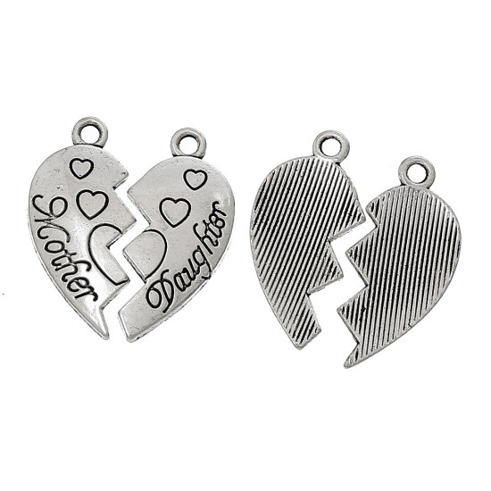 Immagine di Lega di Zinco Charm Ciondoli Cuore spezzato Argento Antico Lettere Disegno Messaggio " Mother & Daughter "Intagliato 24mm x 11mm 24mm x 12mm, 30 Seri