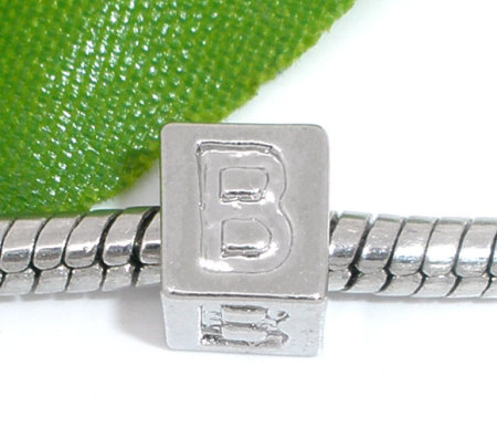 Bild von Zinklegierung European Stil Charm Großlochperlen Würfel Silberfarben Buchstaben "B" Geschnitzt 7x6mm, 30 Stücke 