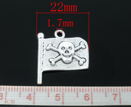 Immagine di Lega di Zinco Charm Ciondoli Bandiera pirata Argento Antico Cranio Disegno 22.0mm x 19.0mm, 20 Pz
