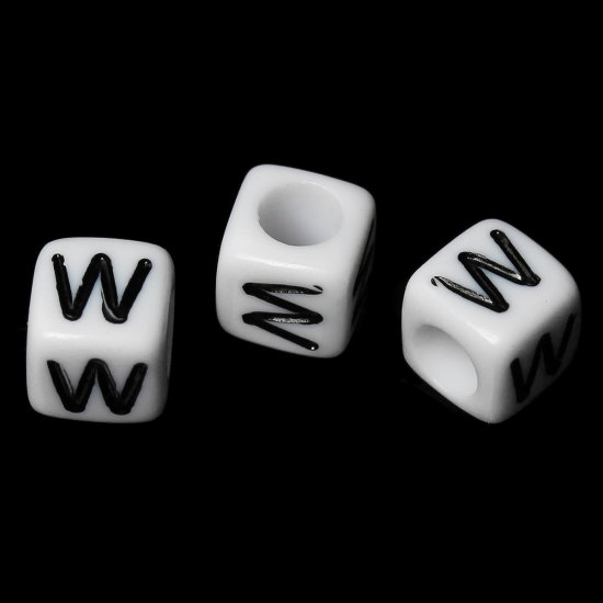 Imagen de Cuentas Acrílico Cubo Blanco & Negro Letra "W" 6mm x 6mm, Agujero: acerca de 3.5mm, 500 Unidades