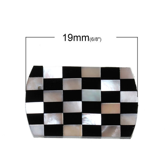 Picture of Shell Embellishments Findings Rectangle Natural Black AB Color Lattice Pattern 19.0mm( 6/8") x 12.0mm( 4/8") , 1 Piece