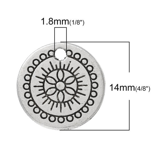 Immagine di Lega di Zinco Charm Ciondoli Tondo Argento Antico Fiore Scolpito 14mm Dia, 20 Pz