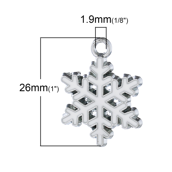 Bild von Zinklegierung Charm Anhänger Weihnachten Schneeflocke Silberfarbe Weiß Emaille 24mm x 19mm, 10 Stück
