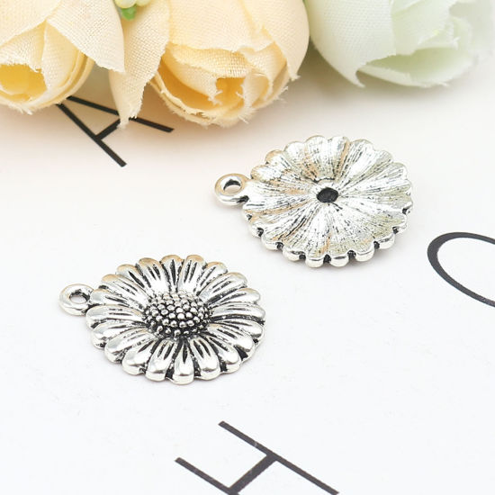 Picture of Zinc Based Alloy Charms Daisy Flower Antique Silver Color 21mm x 18mm, 20 PCs