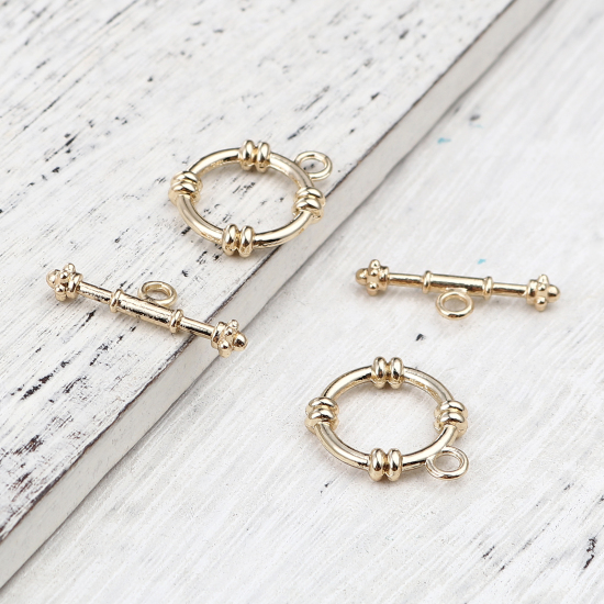 Picture of 5 Sets Zinc Based Alloy Toggle Clasps Circle Ring 16K Gold Color 28x9mm 23x19mm
