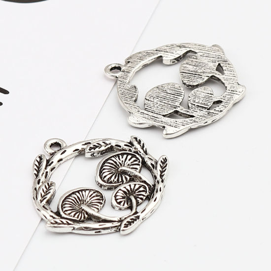 Immagine di Lega di Zinco Charms Tondo Argento Antico Fungo 21mm x 20mm , 10 Pz