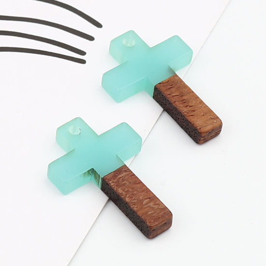 Imagen de Resina Resina de Efecto Madera Colgantes Charms Cruz Azulado 25mm x 16mm, 5 Unidades