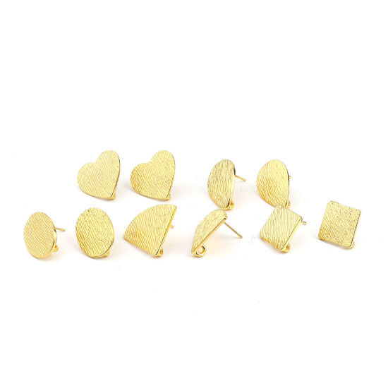 Picture of Zinc Based Alloy Ear Post Stud Earrings Findings Fan-shaped Gold Plated W/ Loop 23mm x 17mm, Post/ Wire Size: (21 gauge), 3 Pairs