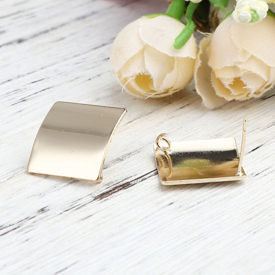 亜鉛合金ピアスイヤリングパーツ 菱形 リアルゴールドメッキ ループ付き 24mm x 24mm、 ワイヤーサイズ: （21号）、 2 ペア の画像