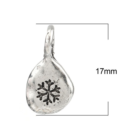 Bild von Zinklegierung Weihnachten Charms Oval Antiksilber Schneeflocke 17mm x 9mm, 20 Stück