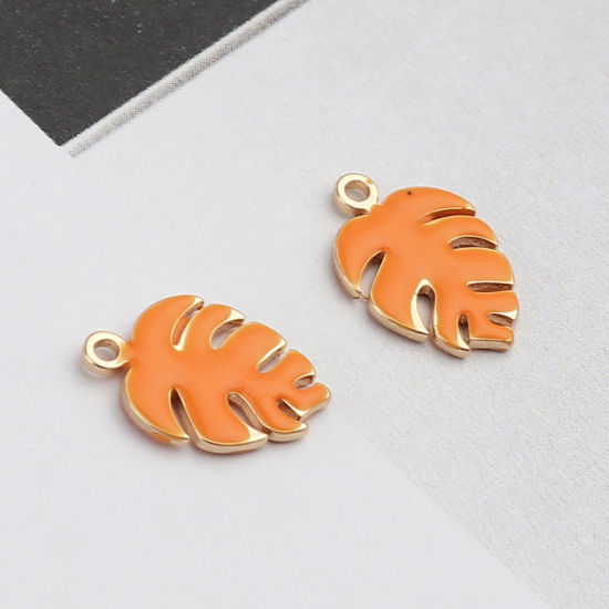 Bild von Messing Emaillierte Pailletten Charms Monstera Vergoldet Orange 13mm x 9mm, 5 Stück