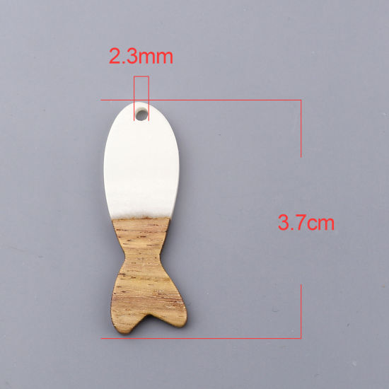 Immagine di Legno & Resina Charm Resina Effetto Legno Ciondoli Pesce Bianco Sporco 3.7cm x 1.2cm, 3 Pz