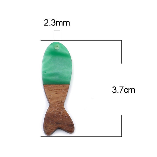 Immagine di Legno & Resina Charm Resina Effetto Legno Ciondoli Pesce Verde 3.7cm x 1.2cm, 3 Pz