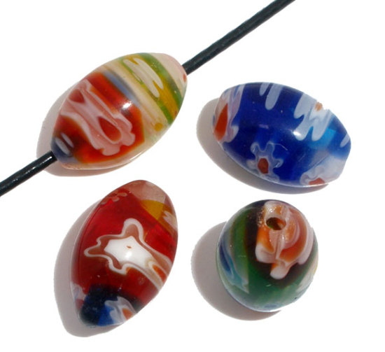Picture of Lampwork Glass Loose Beads Oval At Random Flower Pattern About 13mm x 8mm, Hole: Approx 1mm, 4 PCs