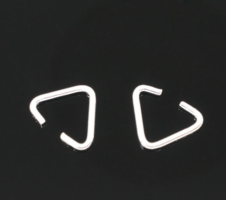 500 PCs 8mm x 6mm, 0.6mm(23 gauge) Brass Open Jump Rings Findings For Jewelry Making Silver Plated Triangle