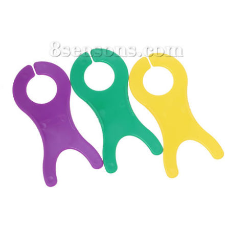 Plastic Winder Spools At Random 10.5cm(4 1/8") x 5.0cm(2"), 20 PCs