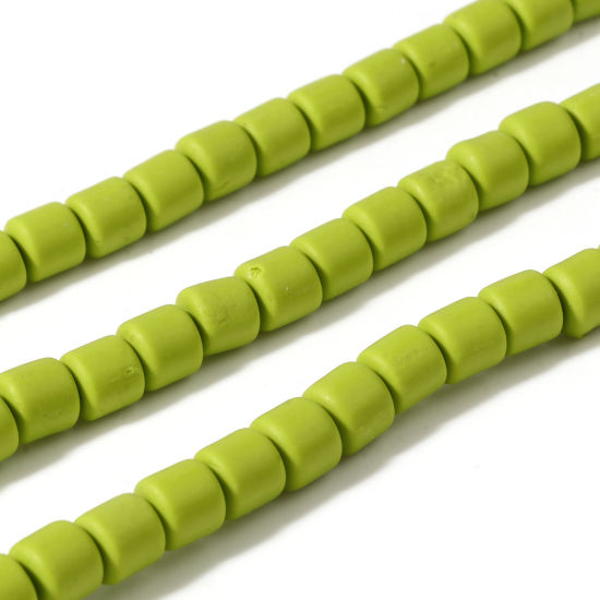 粘土 ビーズ 円筒形 黄緑色 約 7mm x 6mm、 穴：約 1.3mm、 長さ： 40cm - 39cm、 2 連 （約 60PCS /一連） の画像