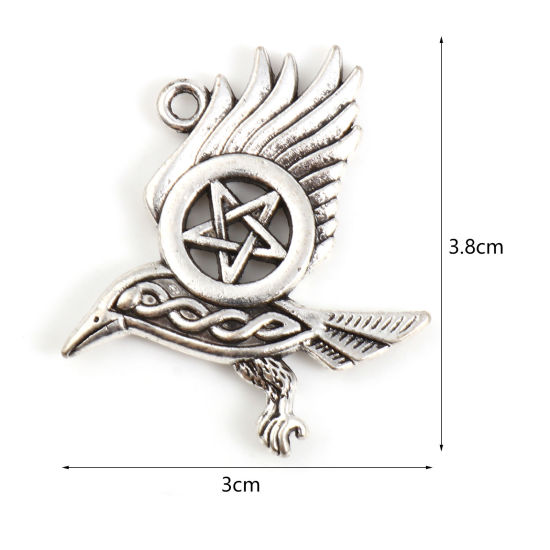 Bild von Zinklegierung Religiös Anhänger Rabe Antiksilber Keltisch Knoten 38mm x 30mm, 1 Stück