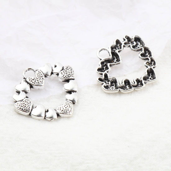 Immagine di Lega di Zinco Charms Cuore Argento Antico 27mm x 25mm , 30 Pz